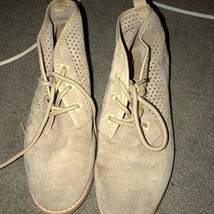 Ankle booties (no heel)